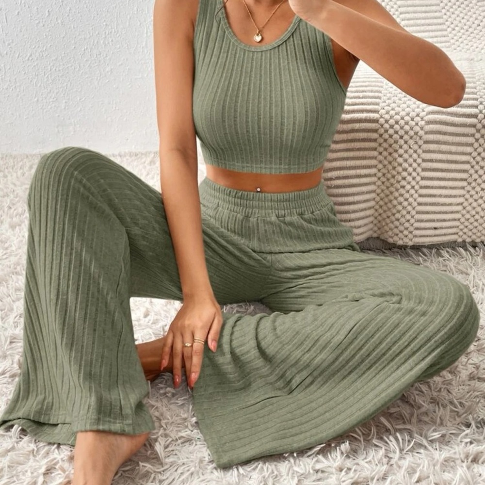 Shein Sage Ribbed Soft Longe Set 
Size Medium